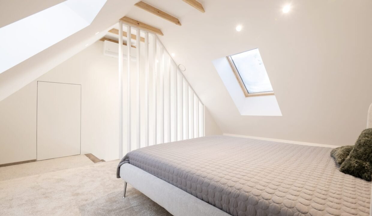 WhatsApp Image 2026-02-27 at 11.17.03